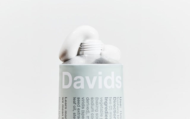 ホワイトニングトゥースペースト（ペパーミント）50g